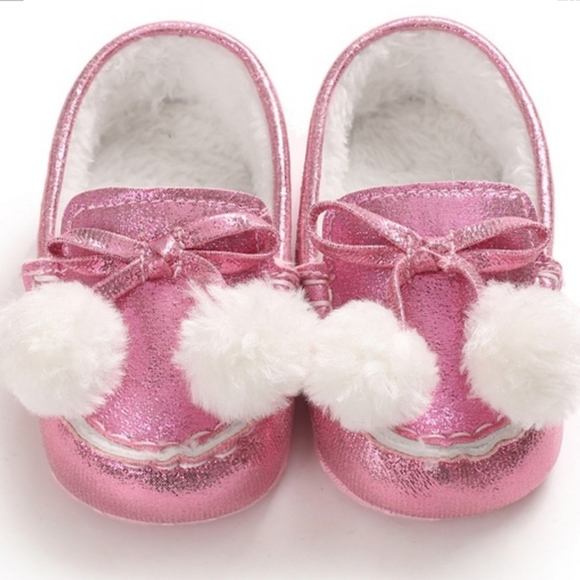 Shoes - Picture 5 of 7